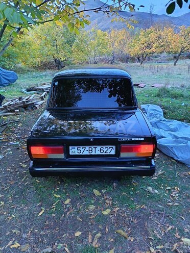 LADA (VAZ) 2107 2010, 17,000 km - 1.6 л - Oğuz