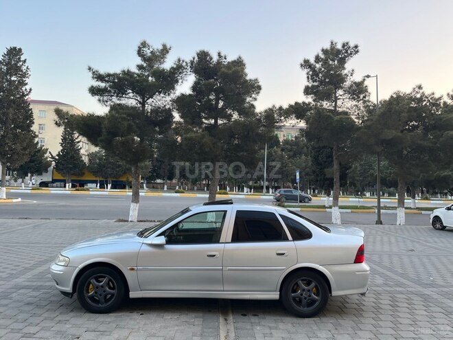Opel Vectra-17