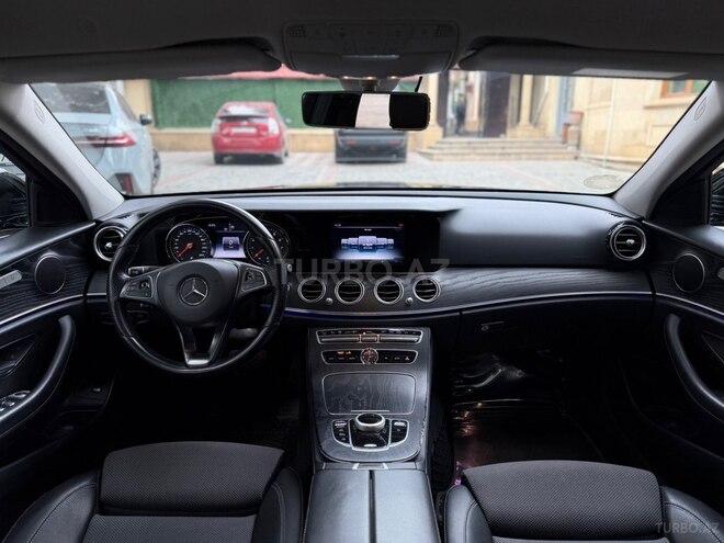 Mercedes E 200-9