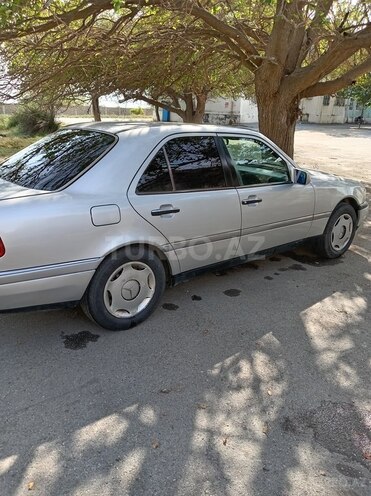 Mercedes C 250-6