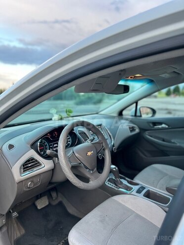 Chevrolet Cruze-7
