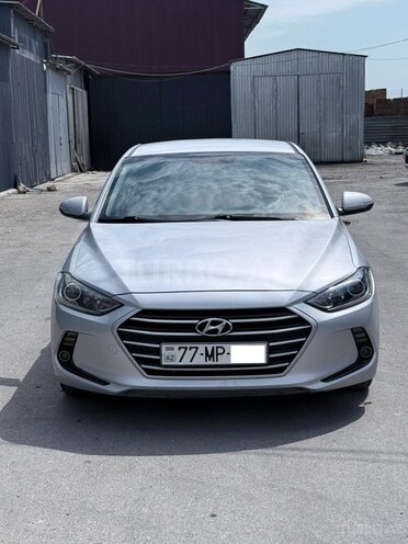 Hyundai Avante-10
