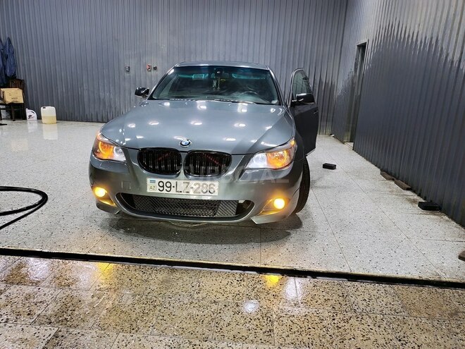 BMW 520-1