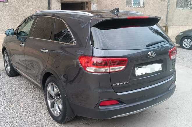 Kia Sorento-3