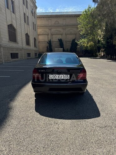 Mercedes C 200-2