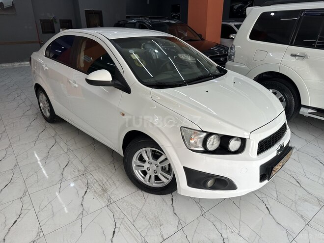Chevrolet Aveo-4