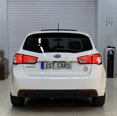 Kia Cerato-9
