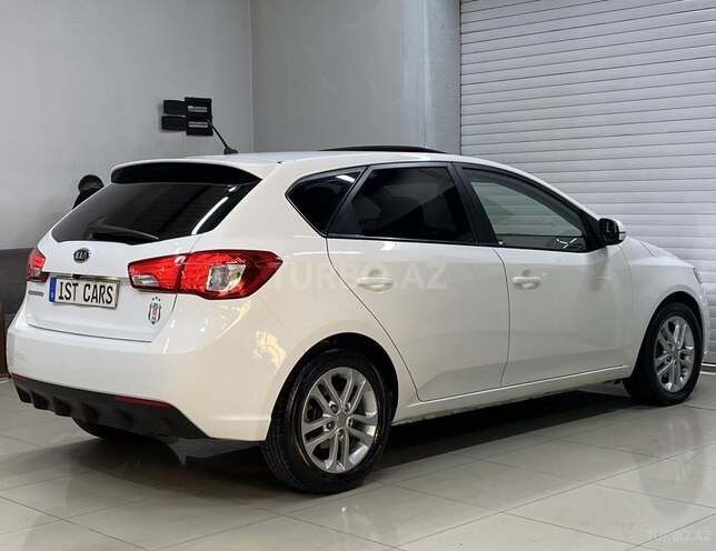 Kia Cerato-11