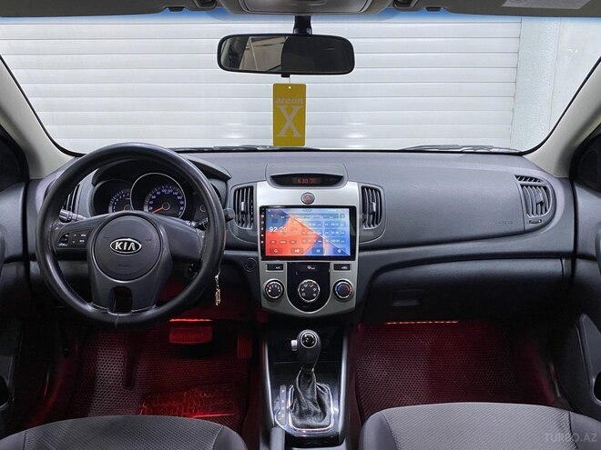 Kia Cerato-15