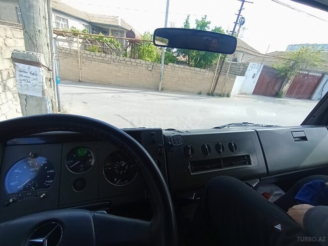 Mercedes Atego 814-12