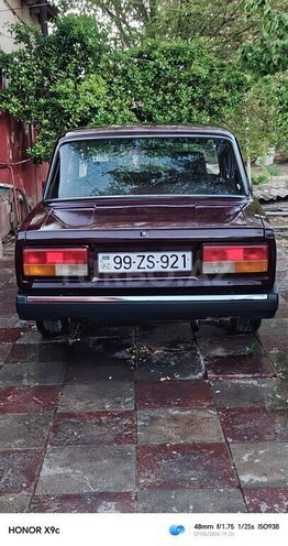 LADA (VAZ) 2107-2