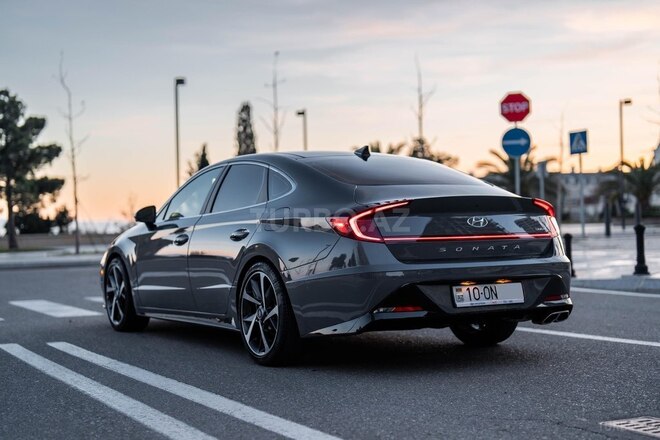 Hyundai Sonata-10