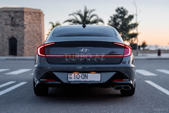 Hyundai Sonata-8