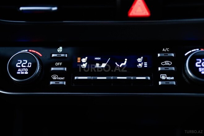 Hyundai Sonata-16