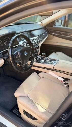 BMW 740-3