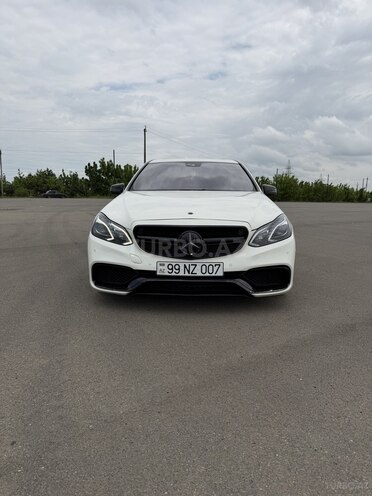 Mercedes E 350-1