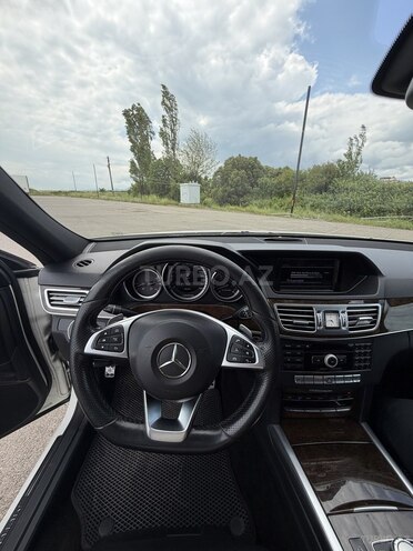 Mercedes E 350-10