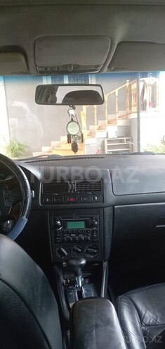 Volkswagen Jetta-2