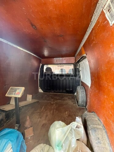 Ford Transit-7