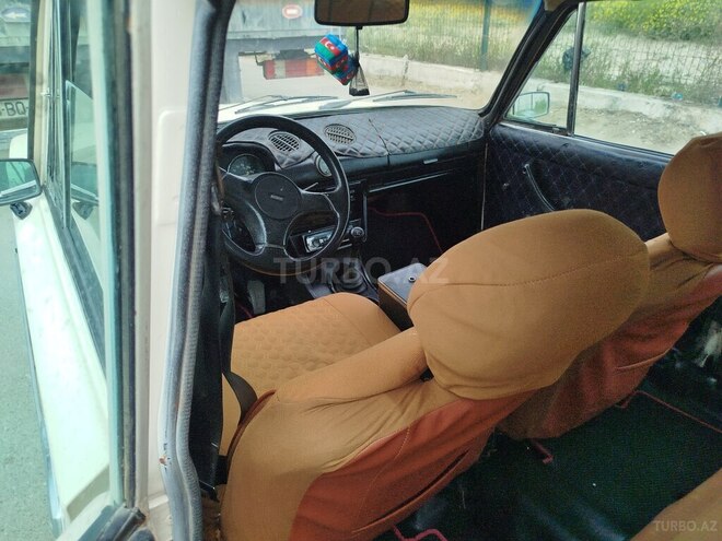 LADA (VAZ) 2106-9