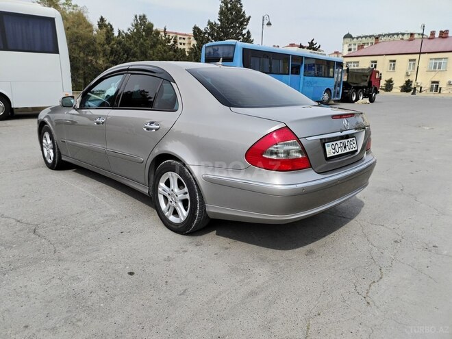 Mercedes E 220-6