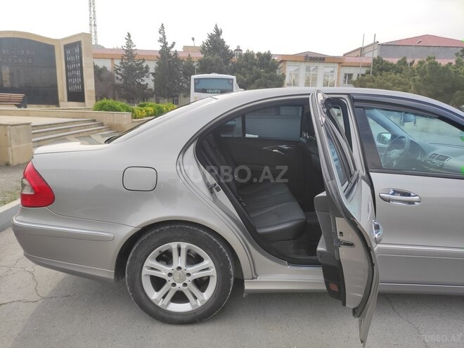 Mercedes E 220-19