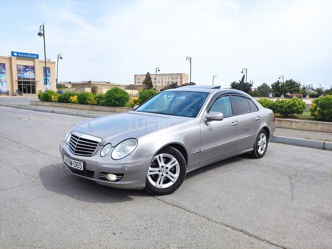 Mercedes E 220-2