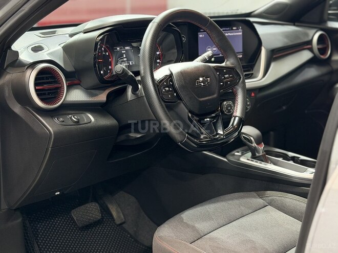 Chevrolet Trax-19