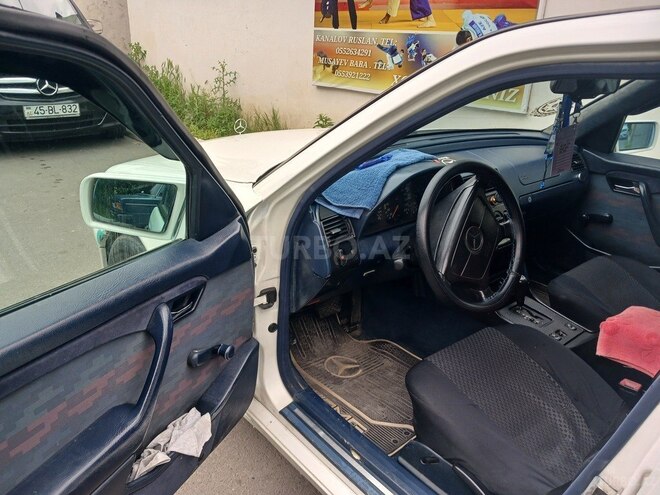 Mercedes C 180-5