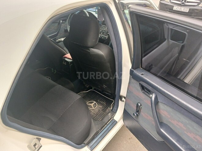 Mercedes C 180-11