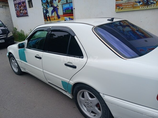 Mercedes C 180-17