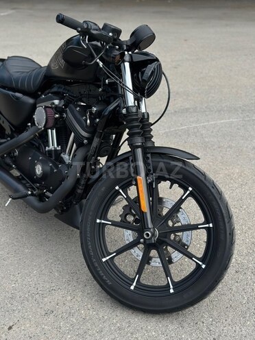 Harley-Davidson XL883N Sportster Iron 883-2