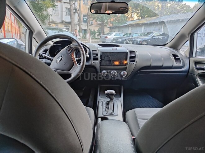 Kia Cerato-3