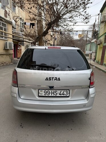 Opel Astra-2