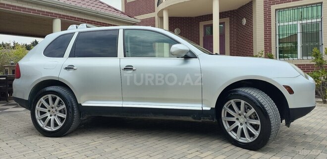 Porsche Cayenne S-5