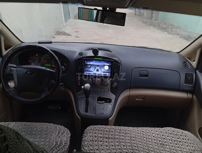 Hyundai H-1-5