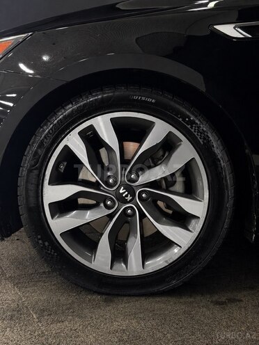 Kia Optima-15