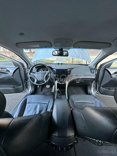 Hyundai Sonata-3