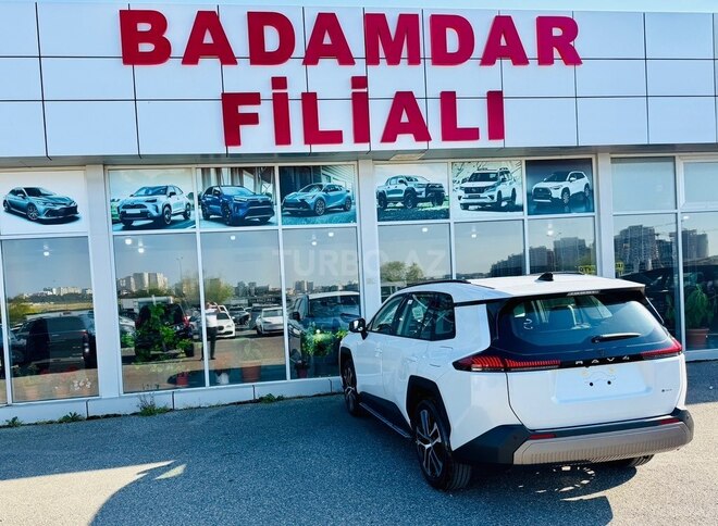 Toyota RAV4-9