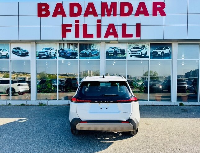 Toyota RAV4-8