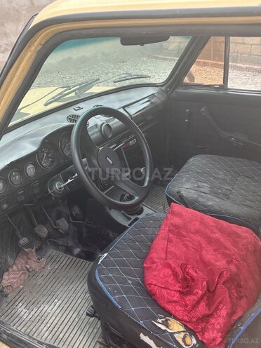 LADA (VAZ) 2106-7