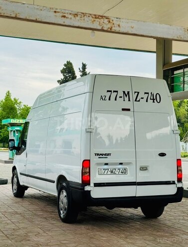Ford Transit-2