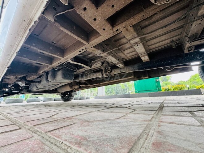 Ford Transit-15