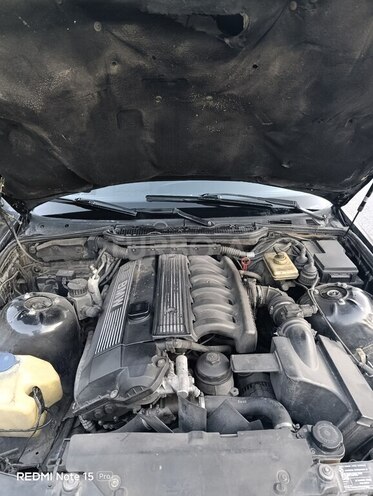 BMW 323-13