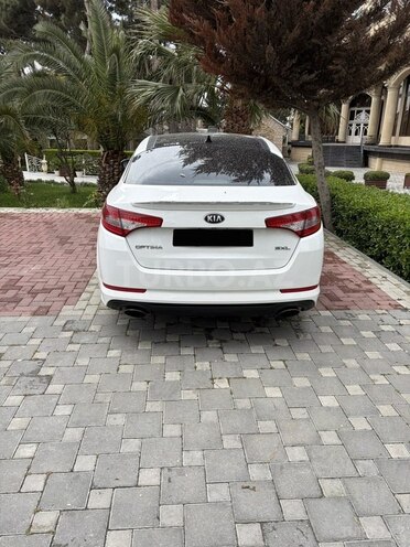 Kia Optima-3