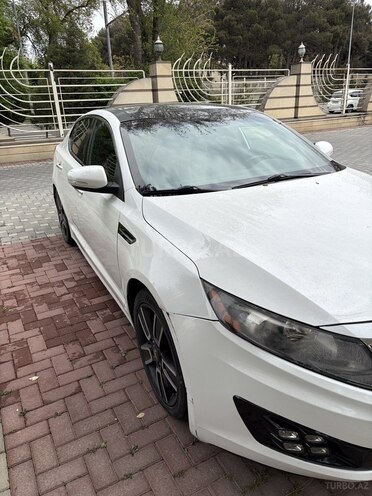 Kia Optima-2