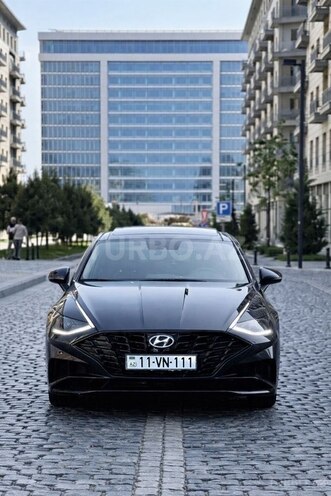 Hyundai Sonata-1