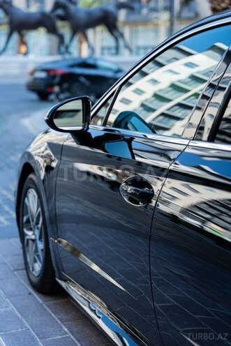 Hyundai Sonata-5