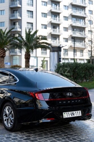 Hyundai Sonata-19