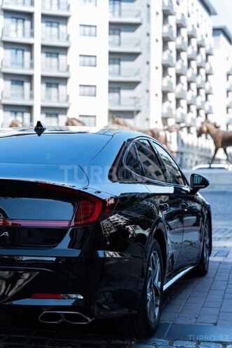 Hyundai Sonata-20